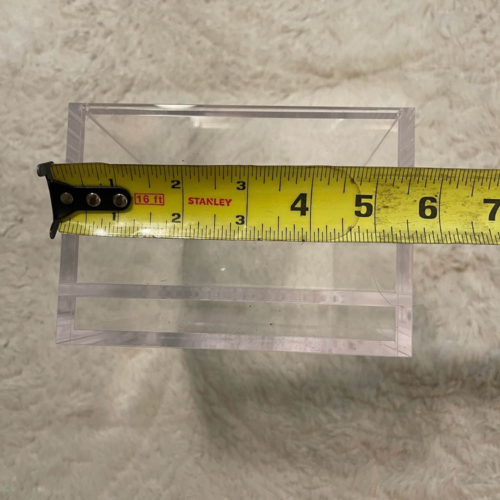 Clear Acrylic Display Box - Picture 4 of 6